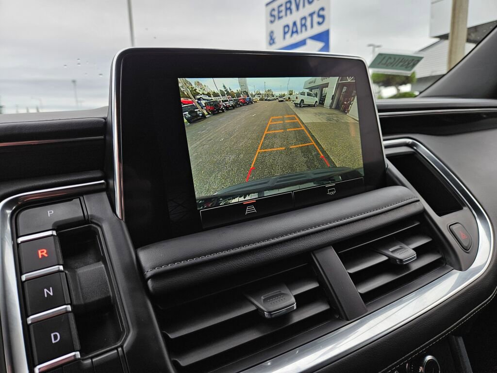 Used 2024 GMC Yukon XL SLE image 28