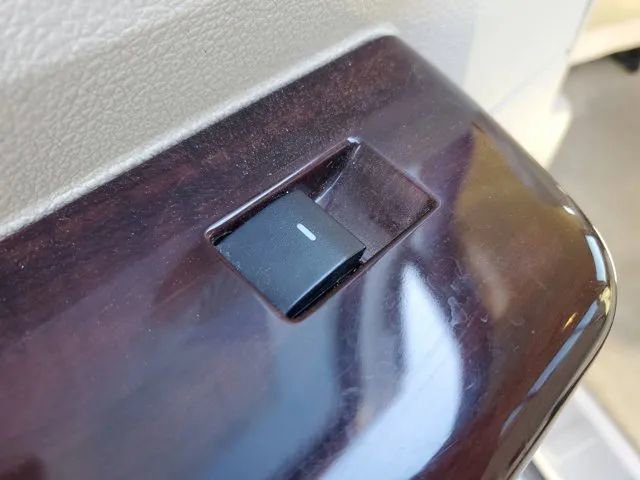 Used 2010 Ford F250 Lariat AWD/4WD image 13