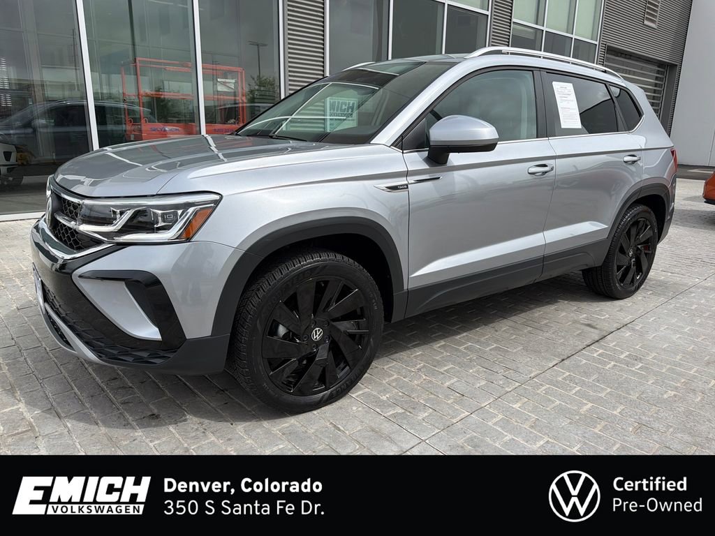 Certified 2024 Volkswagen Taos SEL image 1