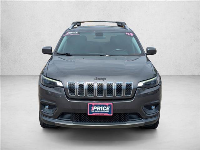 Used 2019 Jeep Cherokee Latitude Plus w/ Cold Weather Group AWD/4WD video 2