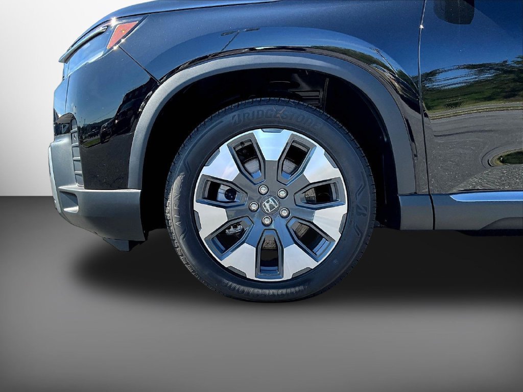 New 2026 Honda Pilot Touring image 32