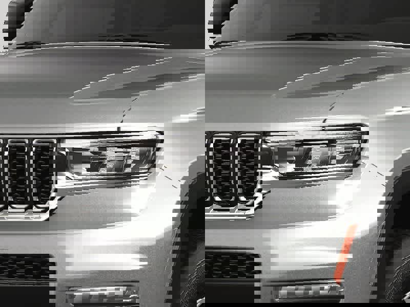 New 2025 Jeep Grand Cherokee L Limited image 13