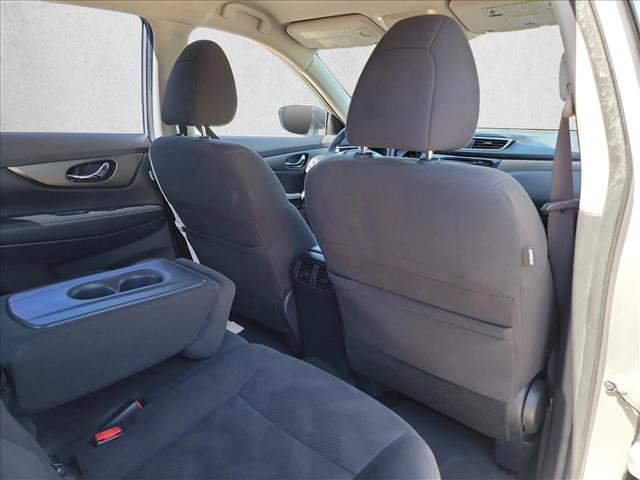 Used 2015 Nissan Rogue S FWD image 24