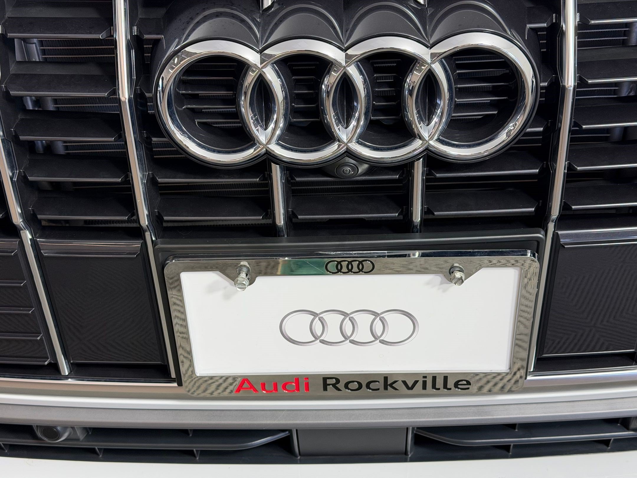Certified 2025 Audi Q3 2.0T Premium Plus w/ Premium Plus Package AWD/4WD image 28