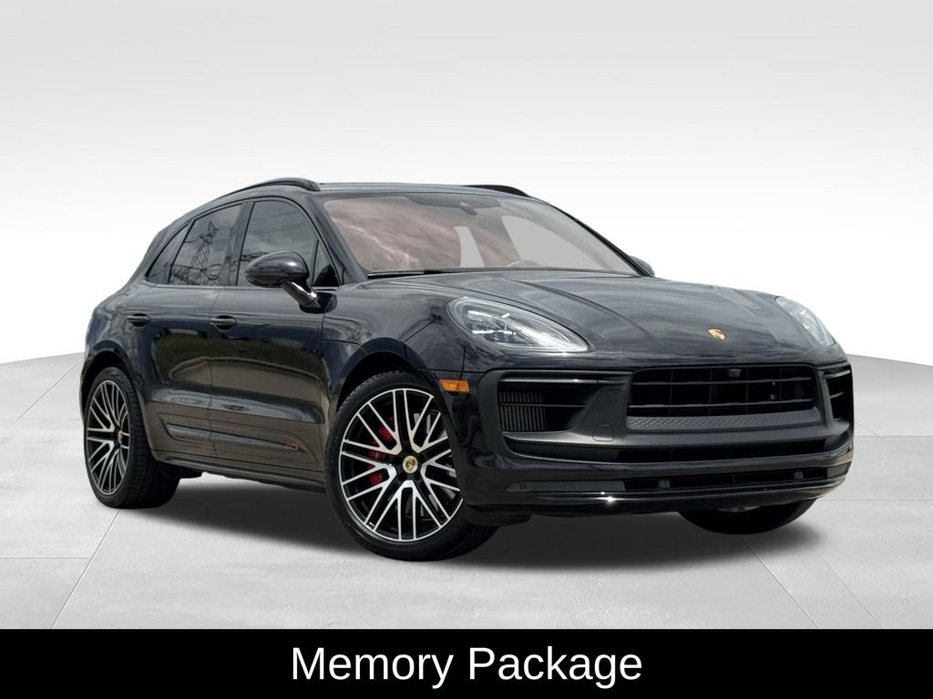 Used 2023 Porsche Macan GTS AWD/4WD image 2
