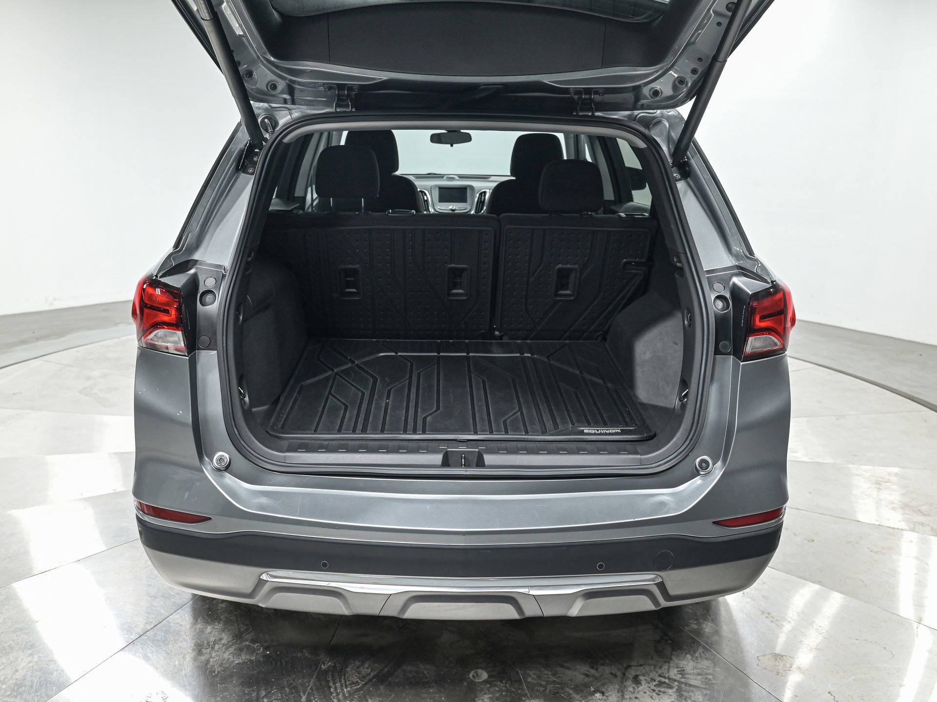 Used 2023 Chevrolet Equinox LT AWD/4WD image 6