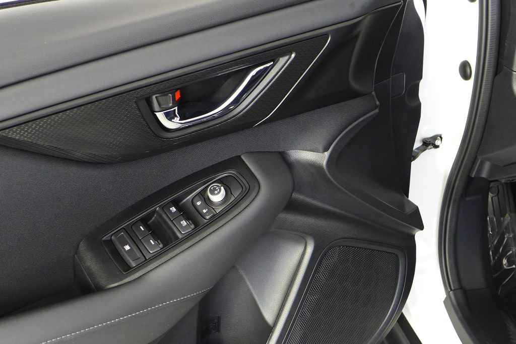 Certified 2025 Subaru Outback Premium image 12