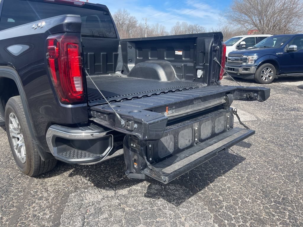 Used 2024 GMC Sierra 1500 SLT AWD/4WD image 6