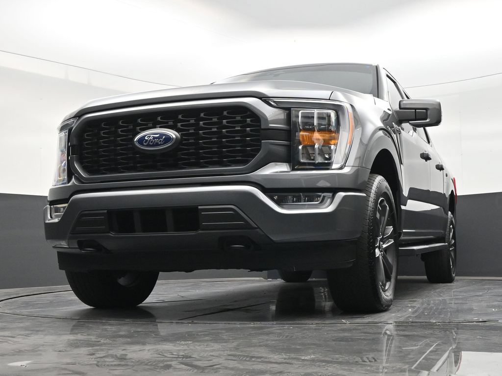 Used 2023 Ford F150 Lariat w/ Max Trailer Tow Package AWD/4WD image 29