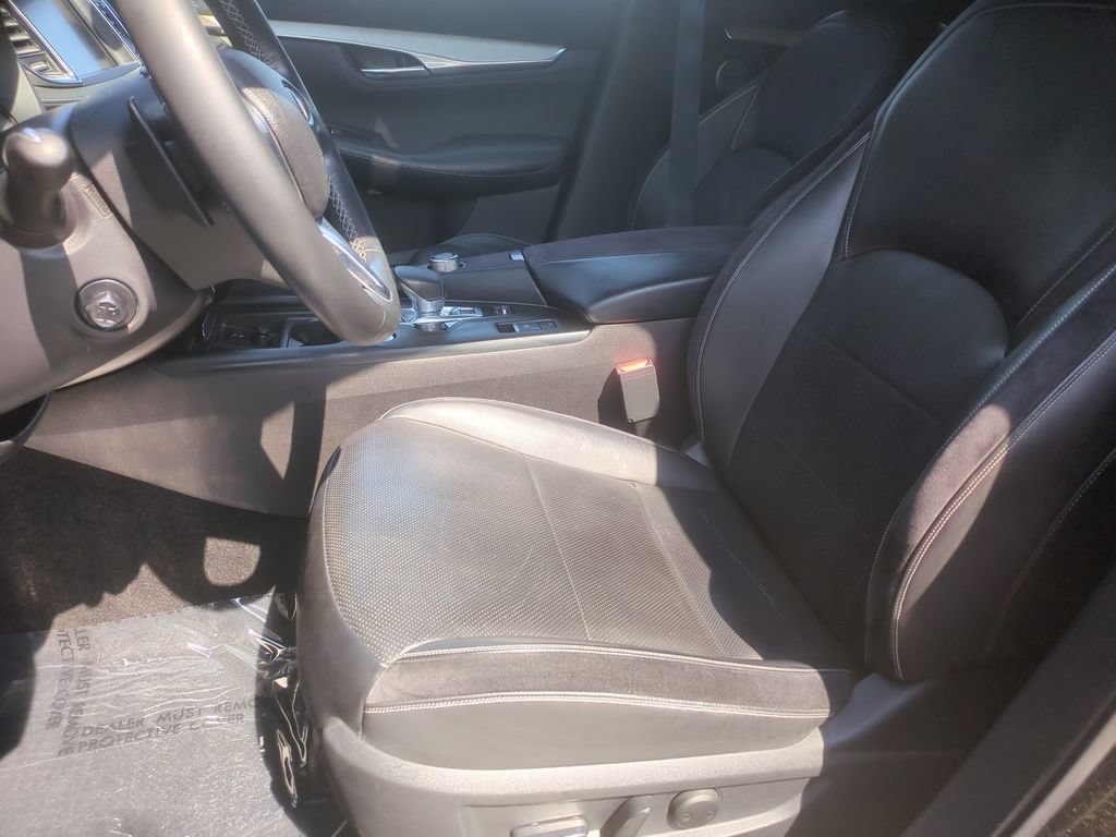 Used 2019 INFINITI QX50 Essential w/ Sensory Package AWD/4WD image 14