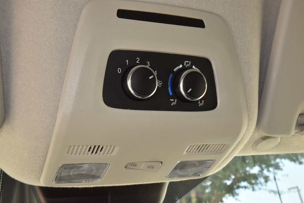 Used 2025 Ford Transit 350 XLT RWD image 30