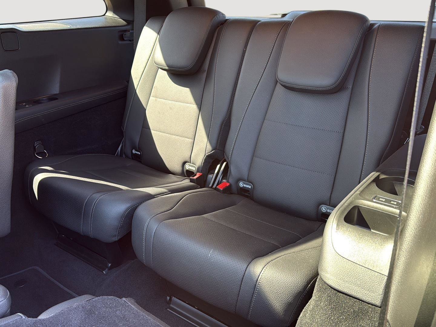 Used 2024 Mercedes-Benz GLS 450 4MATIC image 26