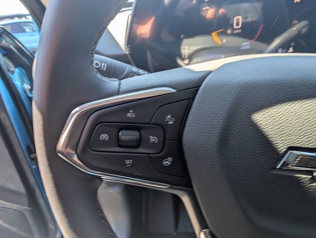 New 2026 Chevrolet Trax ACTIV w/ Sunroof Package FWD image 16