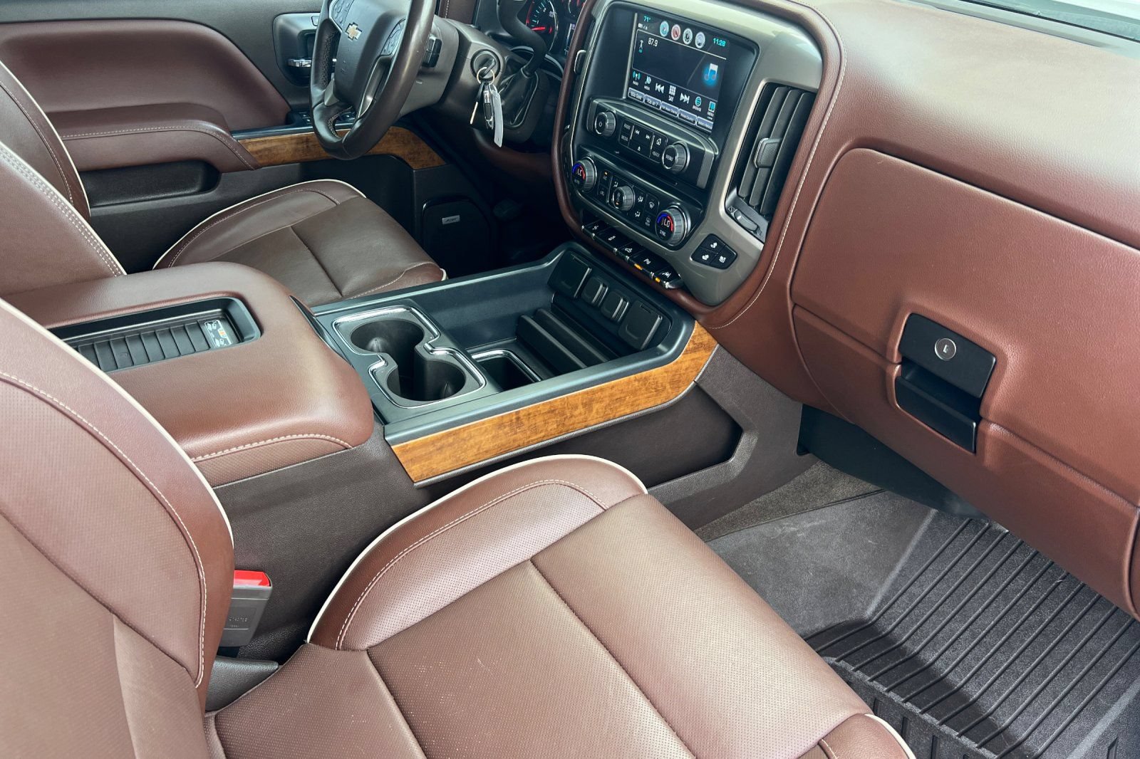 Used 2018 Chevrolet Silverado 1500 High Country AWD/4WD image 12