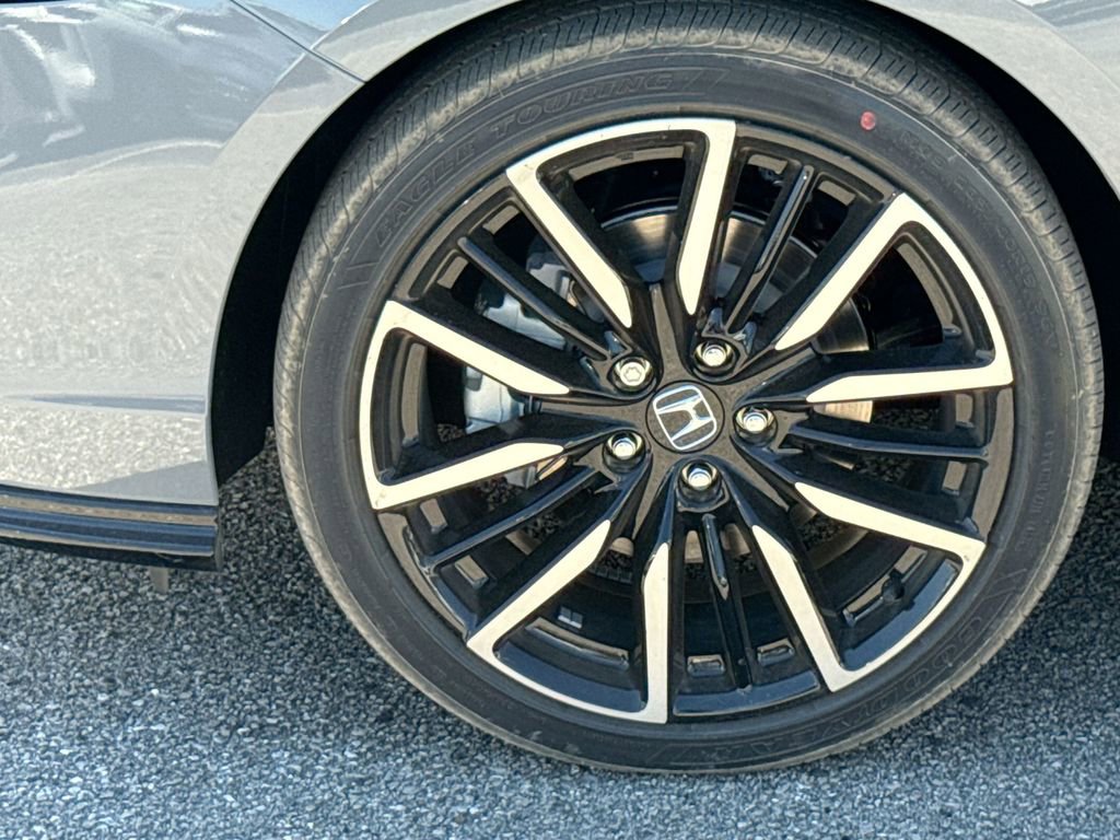 New 2026 Honda Accord Touring image 19