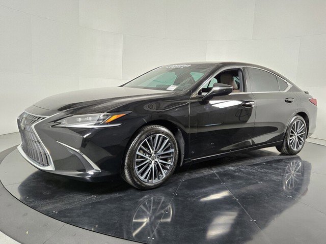 Certified 2023 Lexus ES 300h w/ Premium Package image 2
