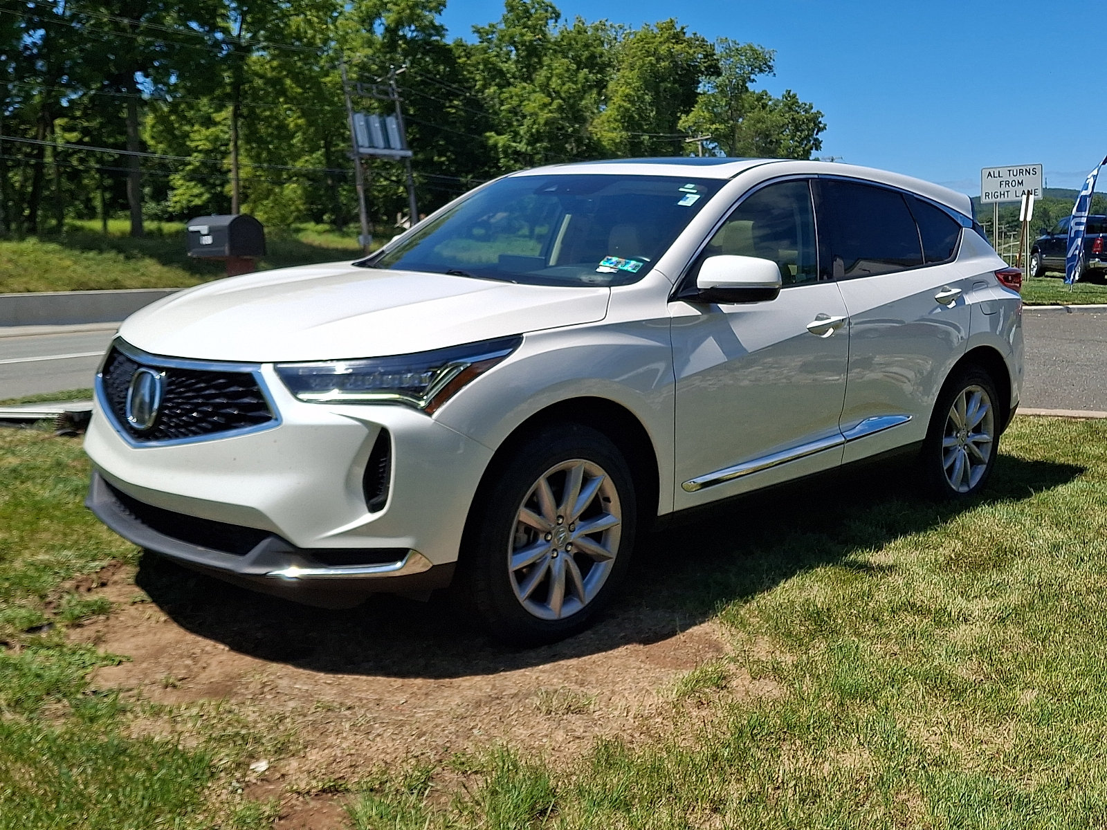 Certified 2024 Acura RDX SH-AWD image 3