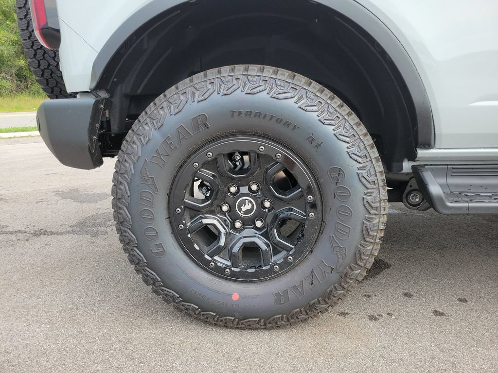 New 2026 Ford Bronco Outer Banks w/ Sasquatch Package AWD/4WD image 5
