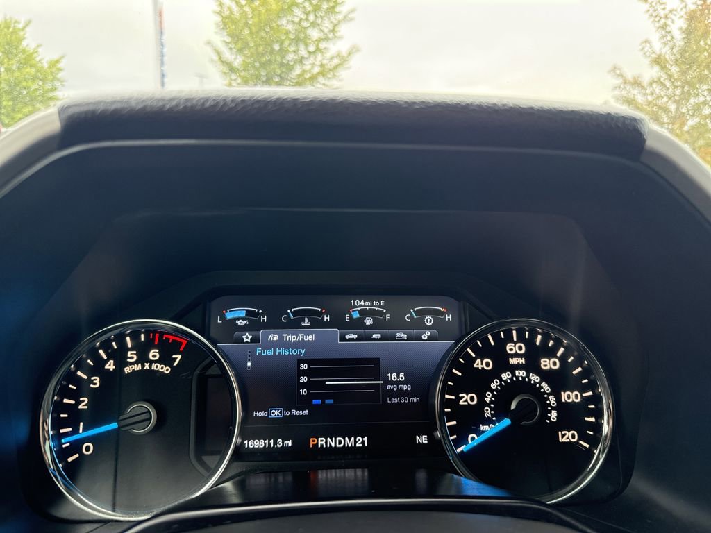 Used 2016 Ford F150 Lariat w/ Equipment Group 502A Luxury image 17