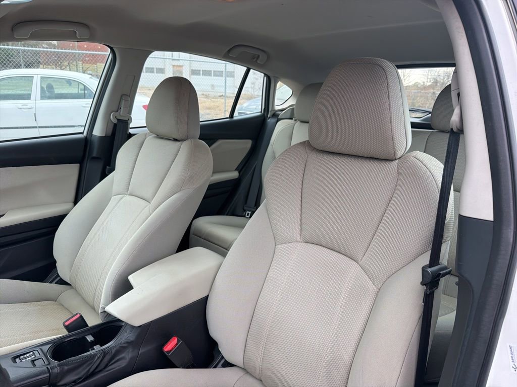 Used 2017 Subaru Impreza 2.0i Premium image 19