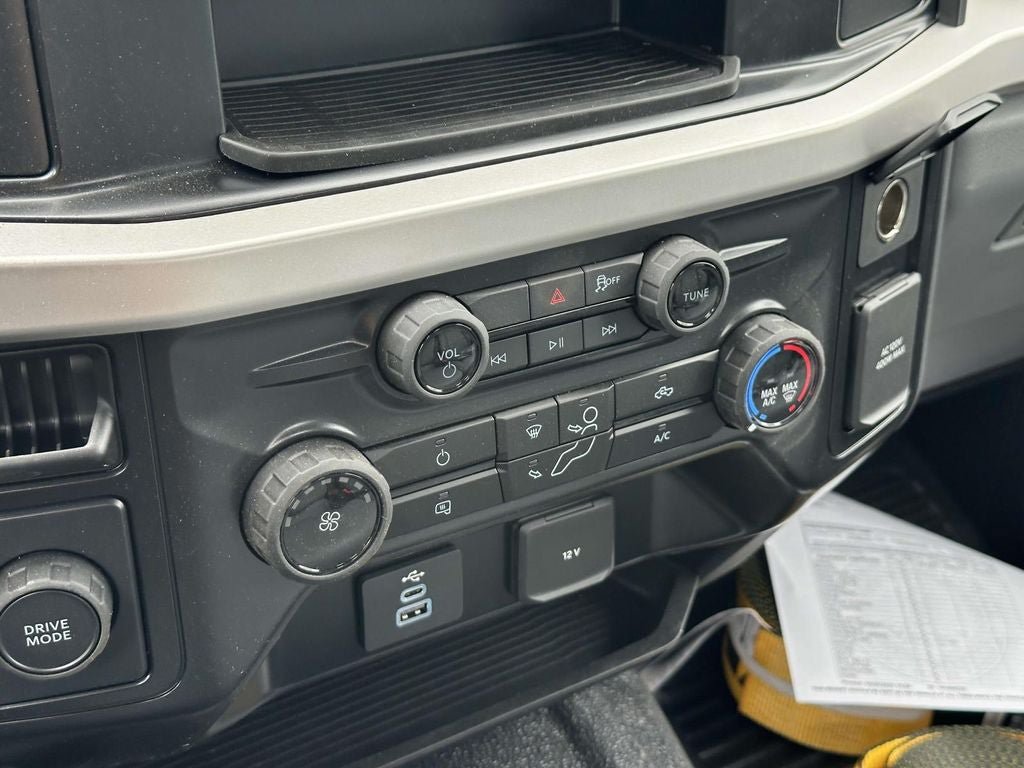 New 2025 Ford F550 2WD Regular Cab Super Duty image 13