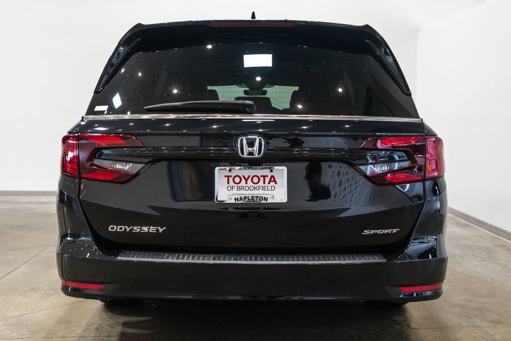 Used 2024 Honda Odyssey Sport image 8