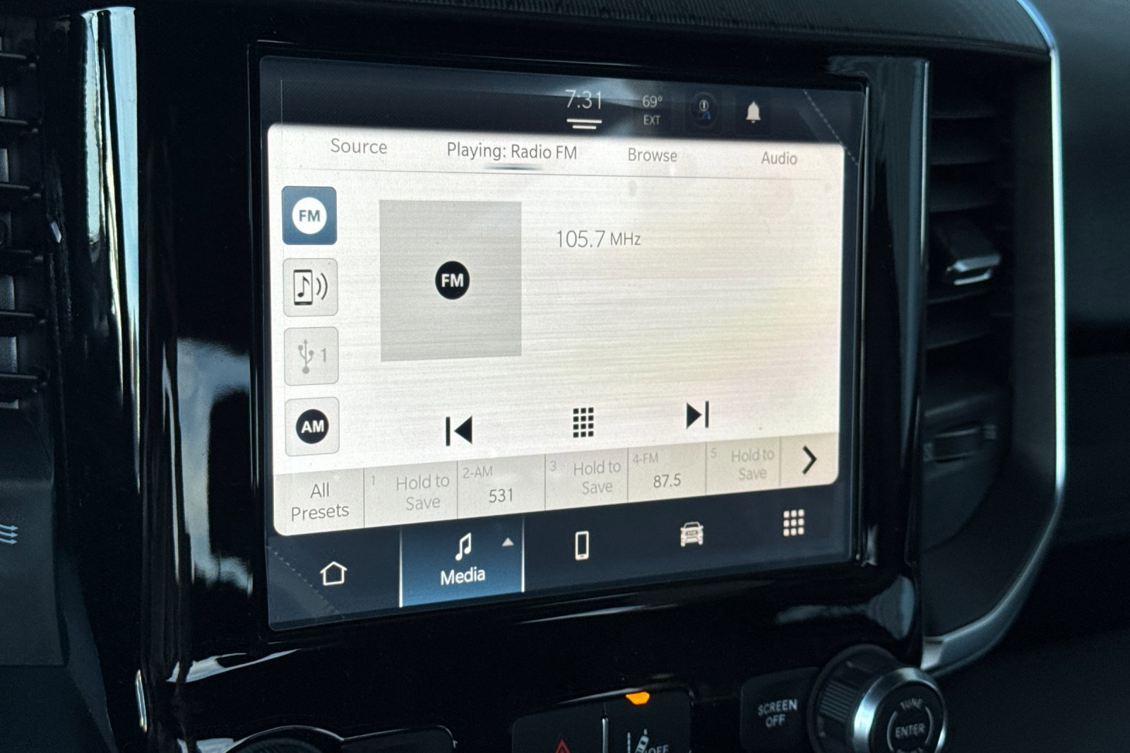 New 2025 RAM 1500 4WD 4D Crew Cab Big Horn/Lone image 16