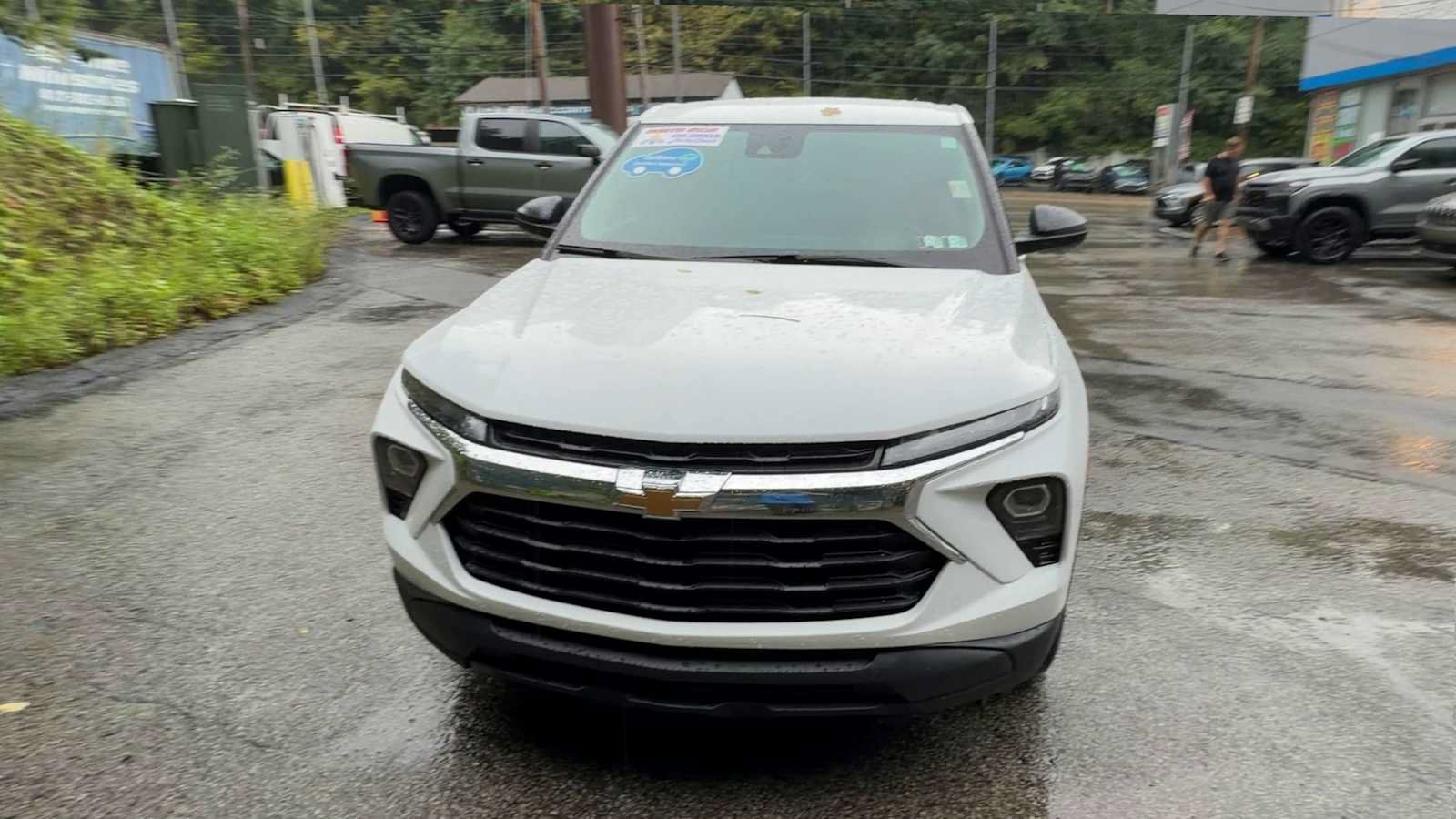 Certified 2024 Chevrolet TrailBlazer LS w/ LS Convenience Package AWD/4WD image 3