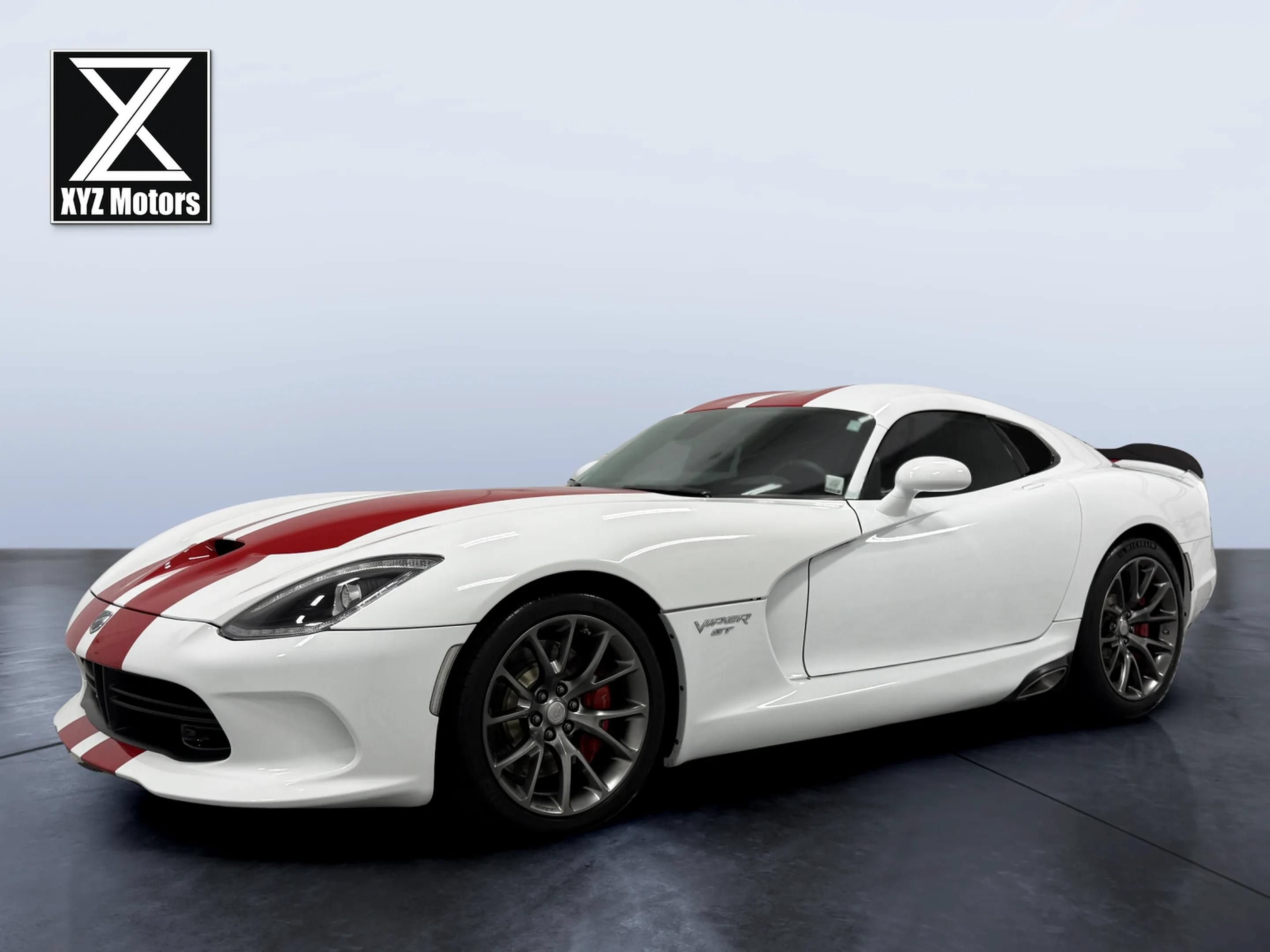 Used 2016 Dodge Viper w/ Quick Order Package 22J GT RWD image 2