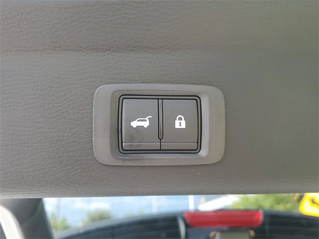 New 2025 Mitsubishi Outlander SEL image 10