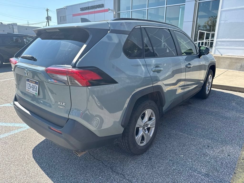 Used 2019 Toyota RAV4 XLE w/ All Weather Liner Package AWD/4WD image 6