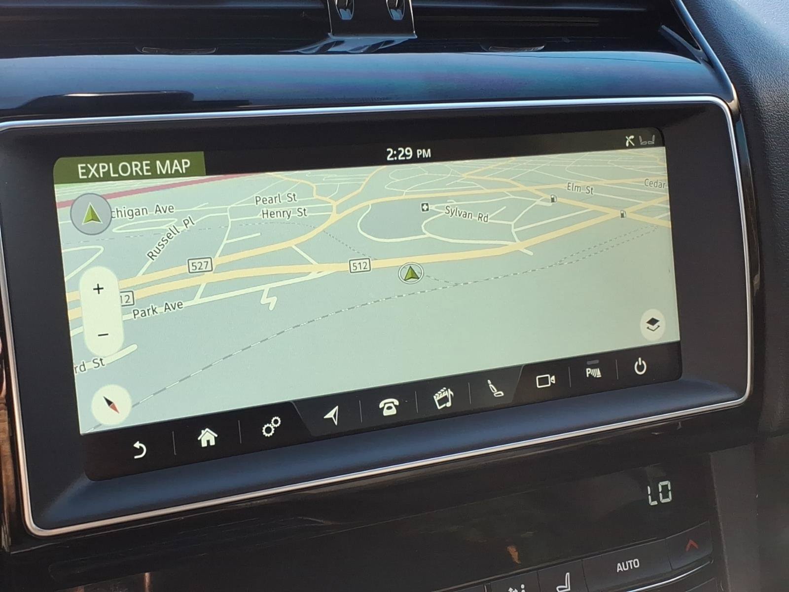 Used 2019 Jaguar F-PACE Premium AWD/4WD image 21