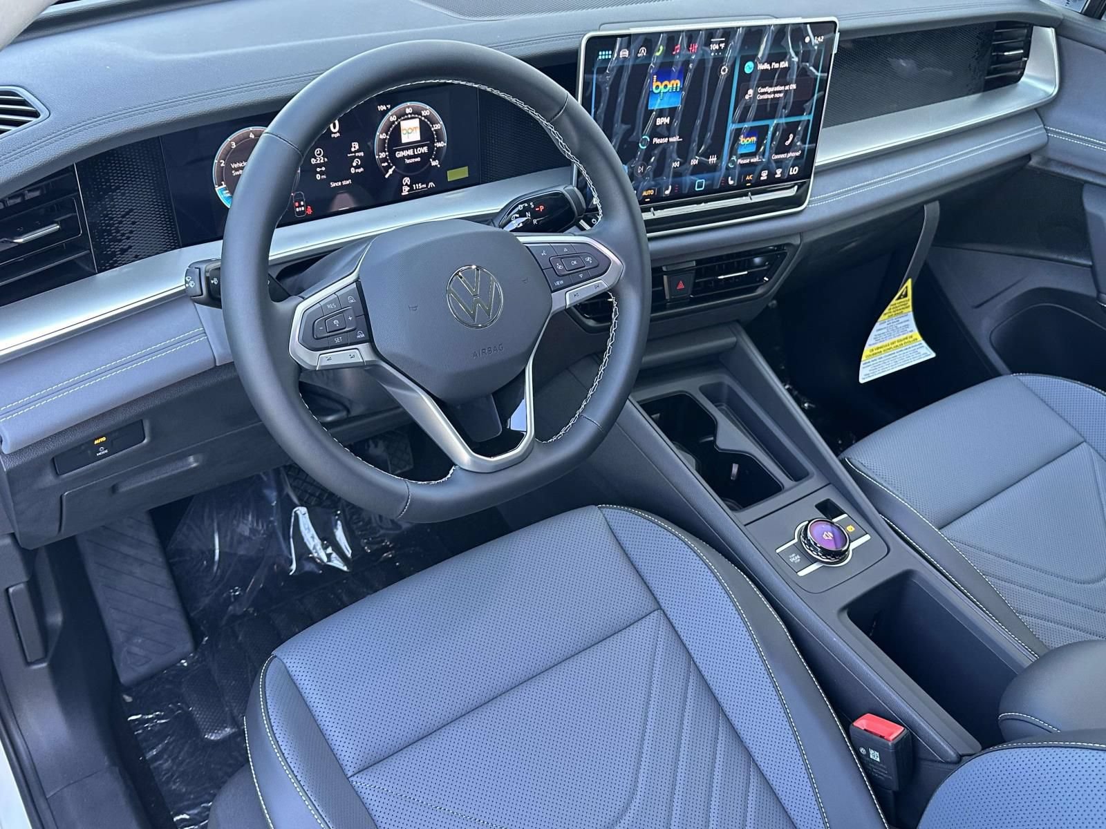 New 2026 Volkswagen Tiguan SE AWD/4WD image 10