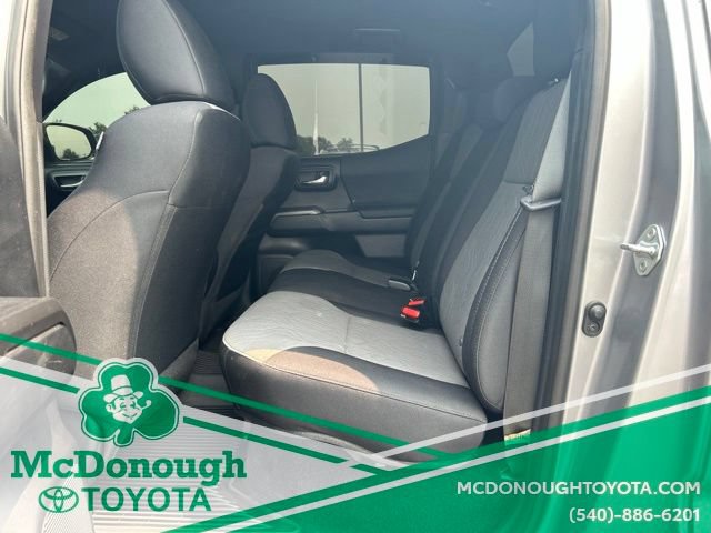 Used 2021 Toyota Tacoma TRD Sport w/ Technology Package AWD/4WD image 9