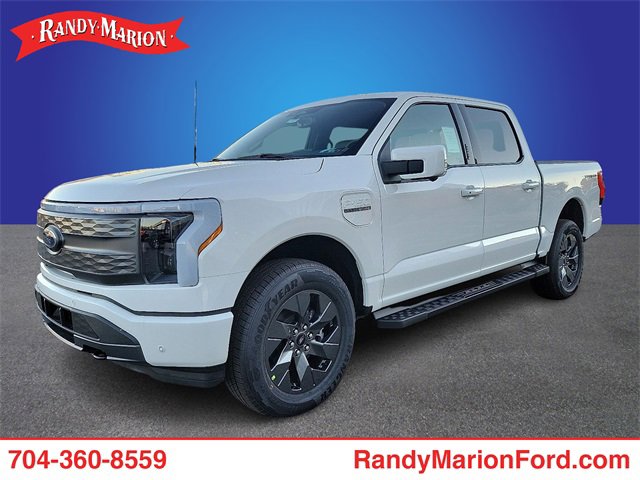 New 2023 Ford F150 Lightning Lariat