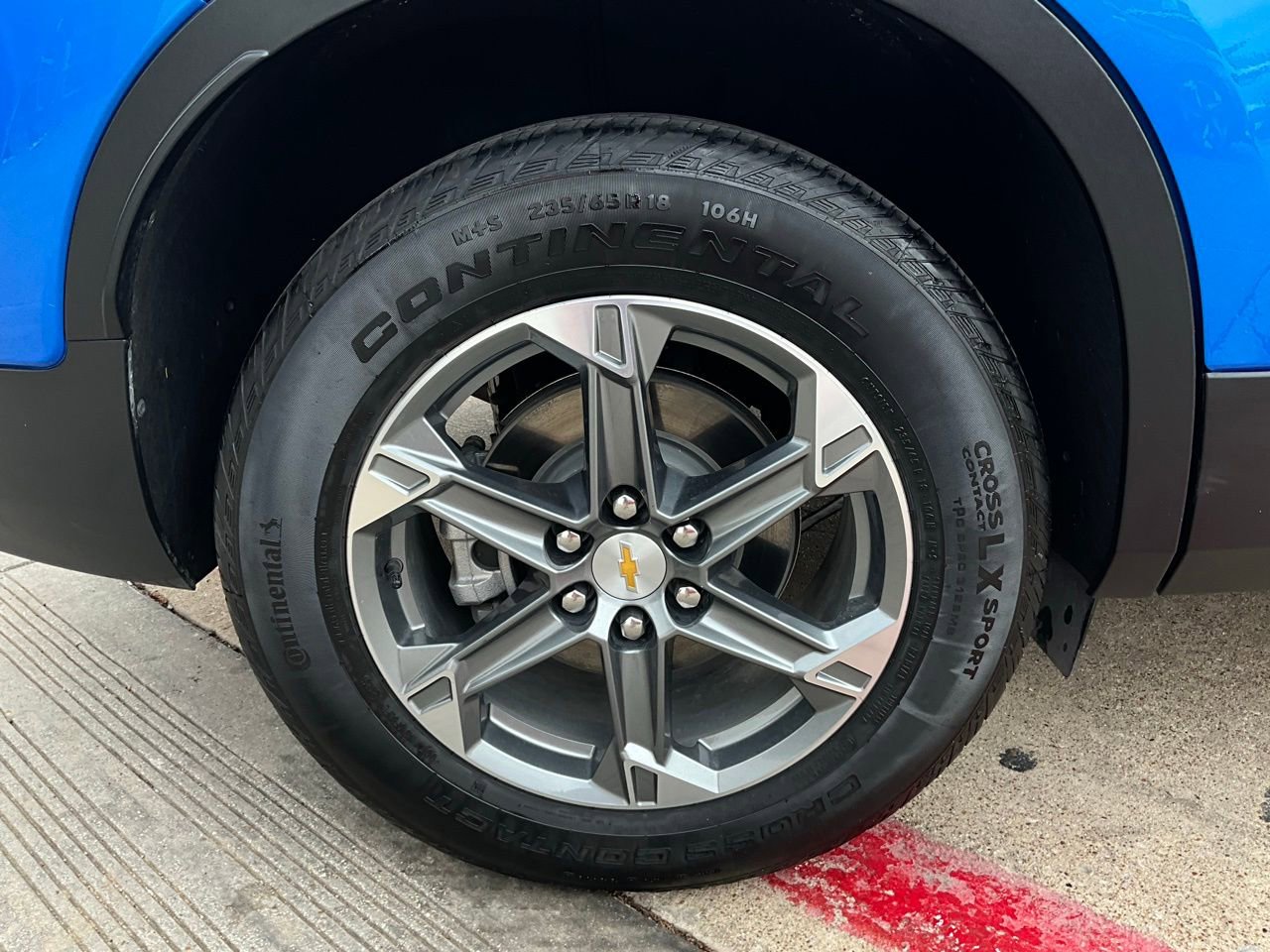 Used 2025 Chevrolet Blazer LT image 9