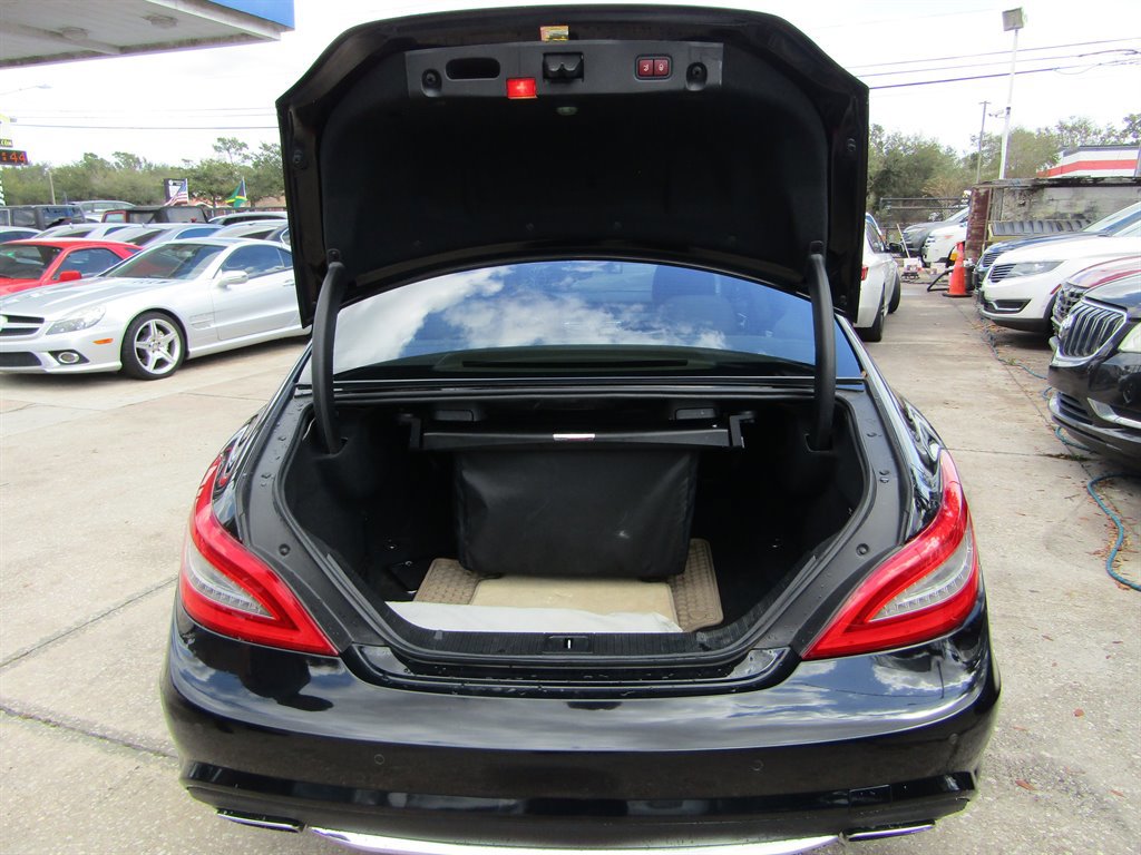 Used 2014 Mercedes-Benz CLS 550 4MATIC image 7