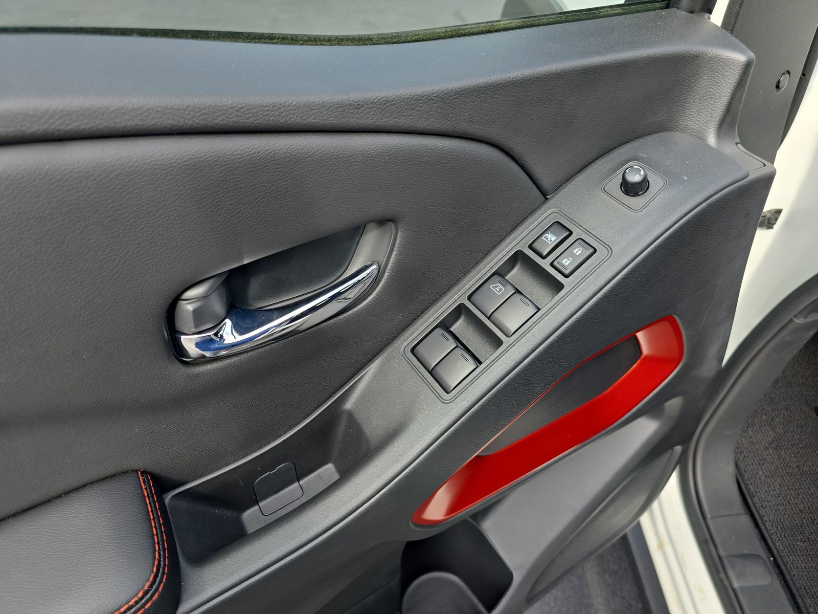 New 2025 Nissan Frontier PRO-4X image 13