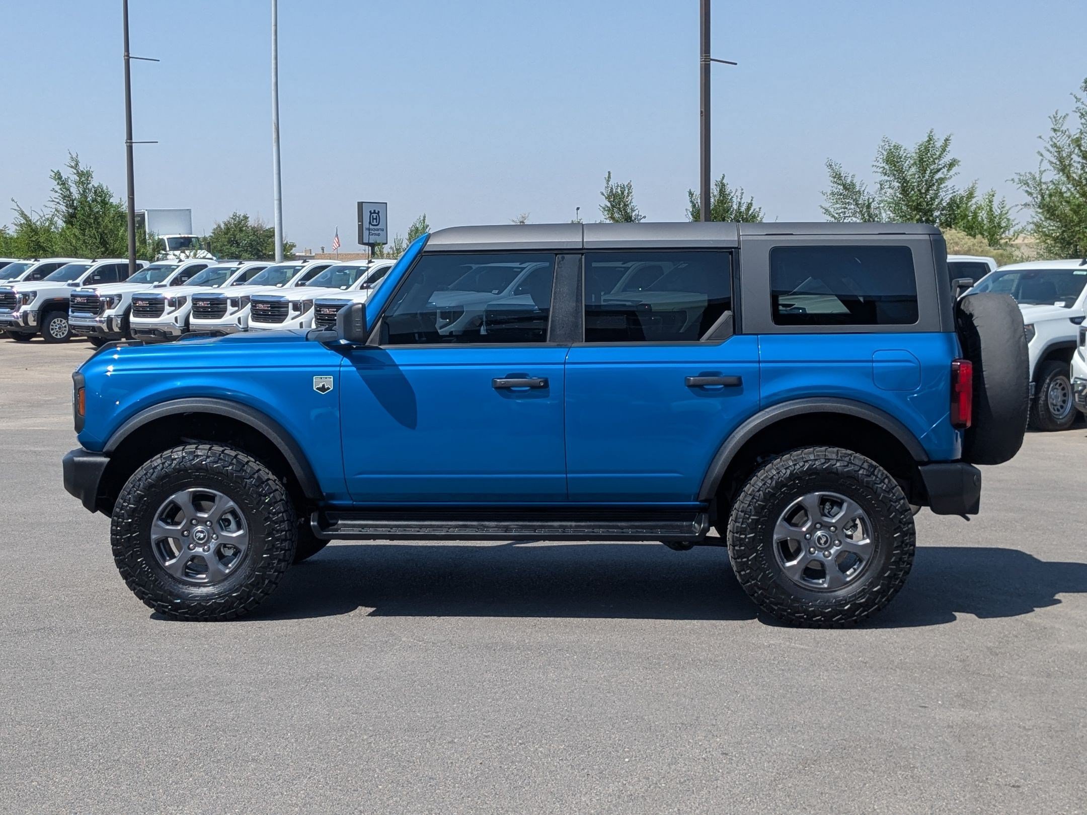 Used 2025 Ford Bronco Big Bend AWD/4WD image 2