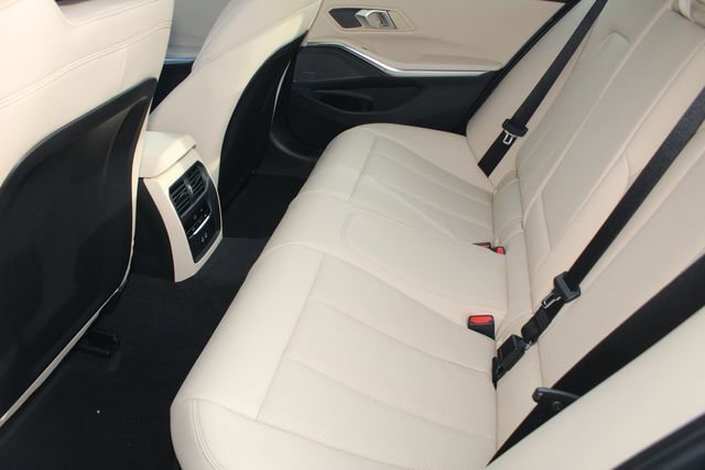 New 2026 BMW 330i xDrive Sedan w/ Premium Package image 24