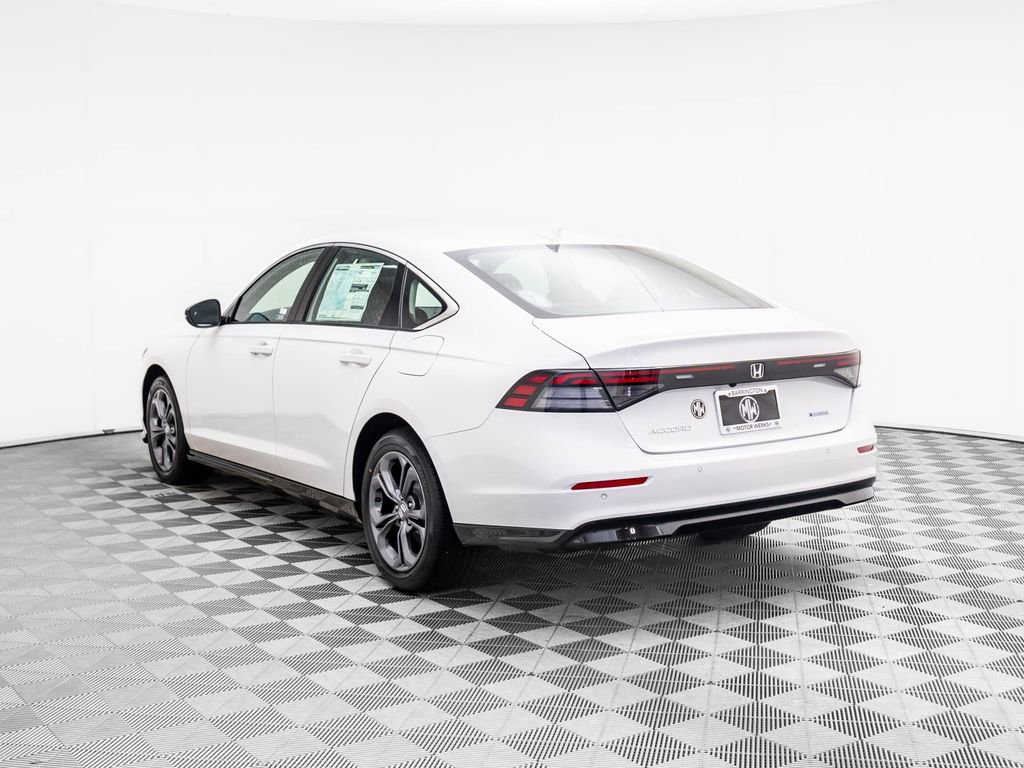 Certified 2025 Honda Accord EX-L image 3