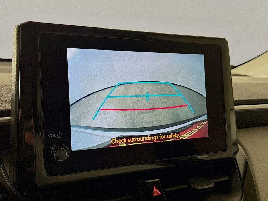 Used 2026 Toyota Corolla Cross LE AWD/4WD image 18