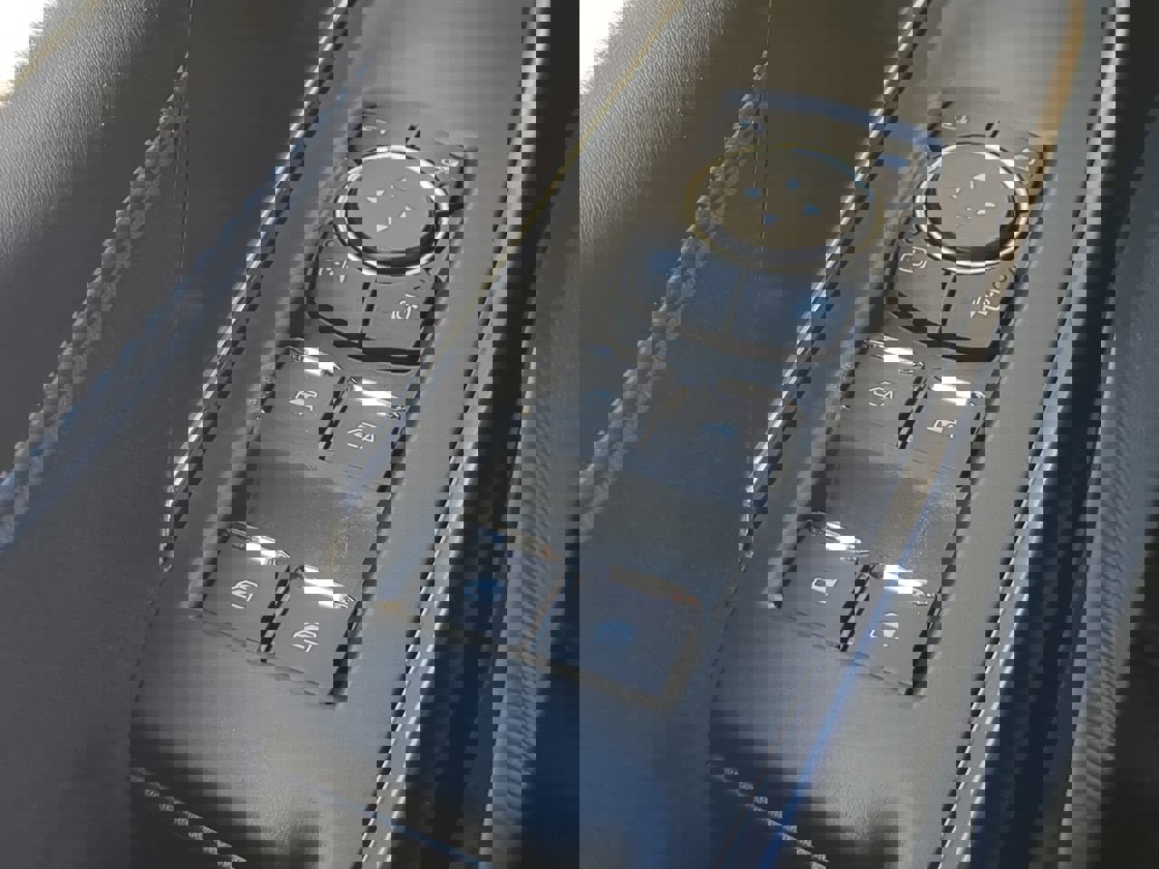 New 2025 Ford F150 Platinum w/ Equipment Group 702A High image 23