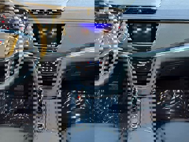 New 2025 Cadillac XT5 Luxury FWD image 27