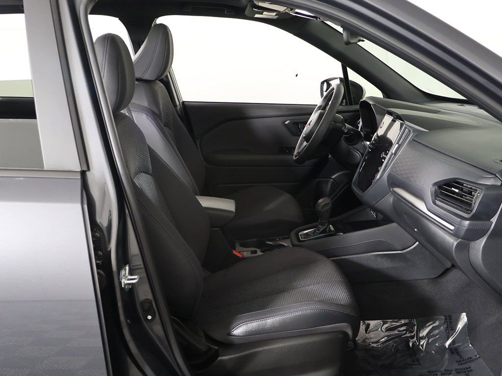 Used 2025 Subaru Forester Premium image 26