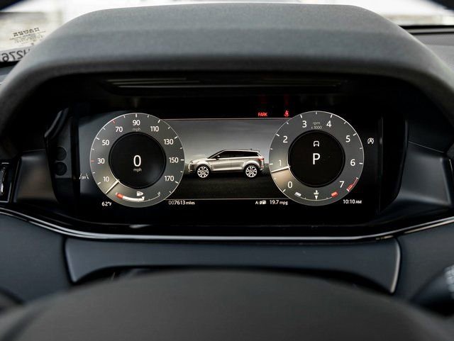 Used 2025 Land Rover Range Rover Evoque S image 17