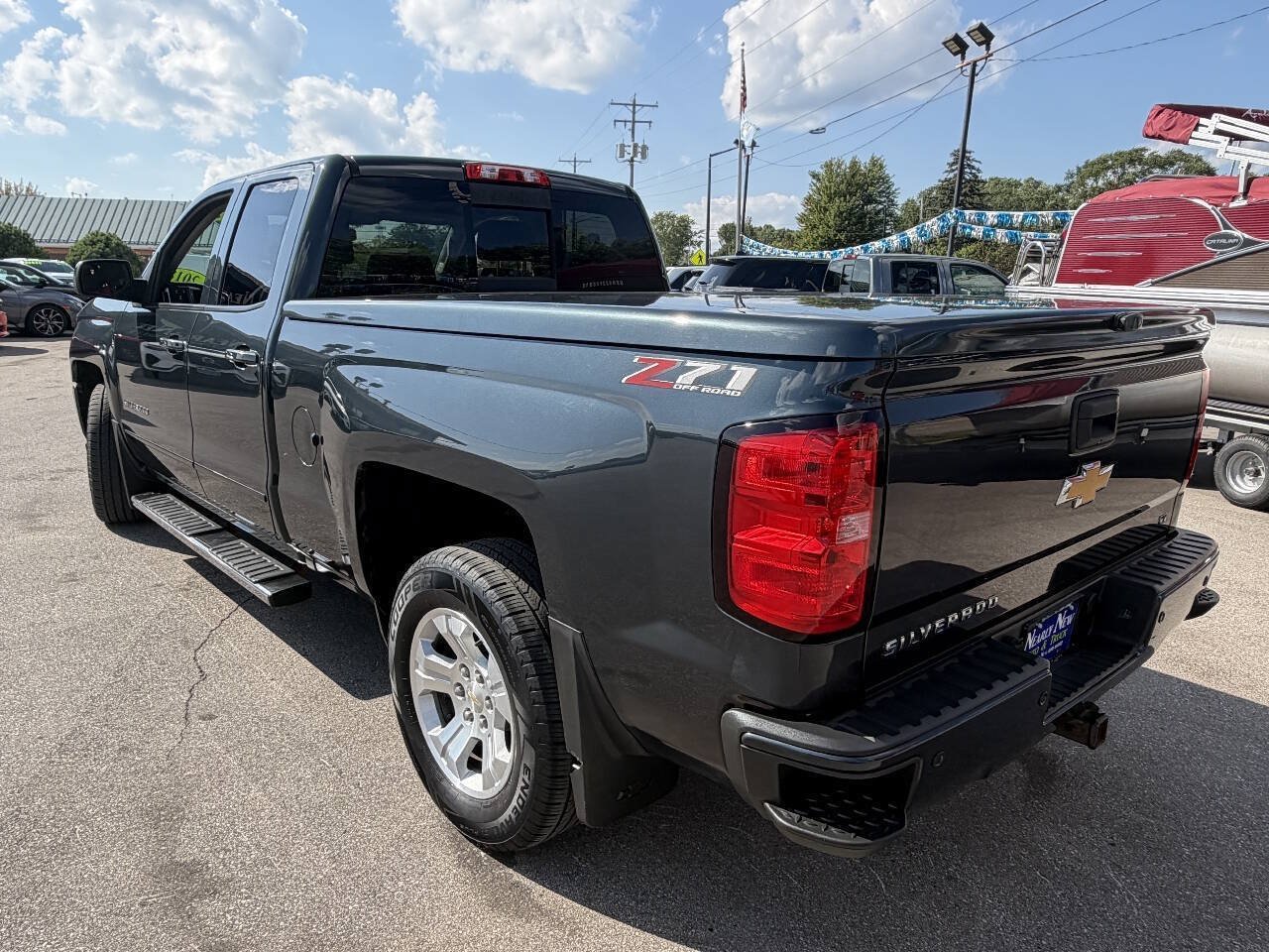 Used 2018 Chevrolet Silverado 1500 LT w/ All Star Edition AWD/4WD image 5