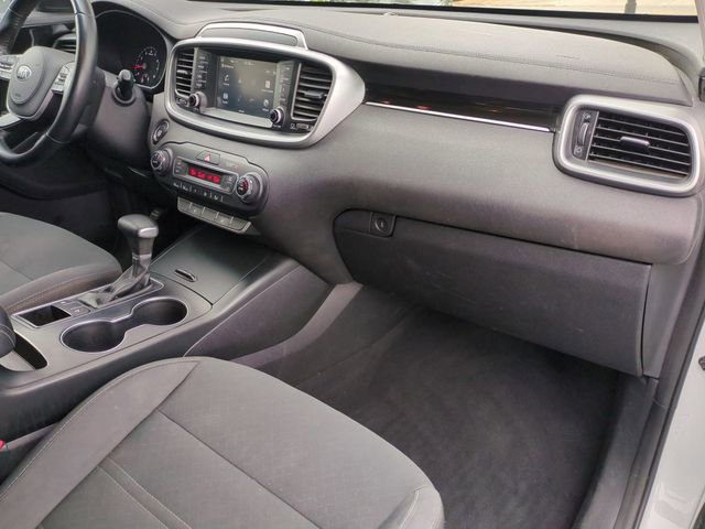 Used 2020 Kia Sorento S image 28