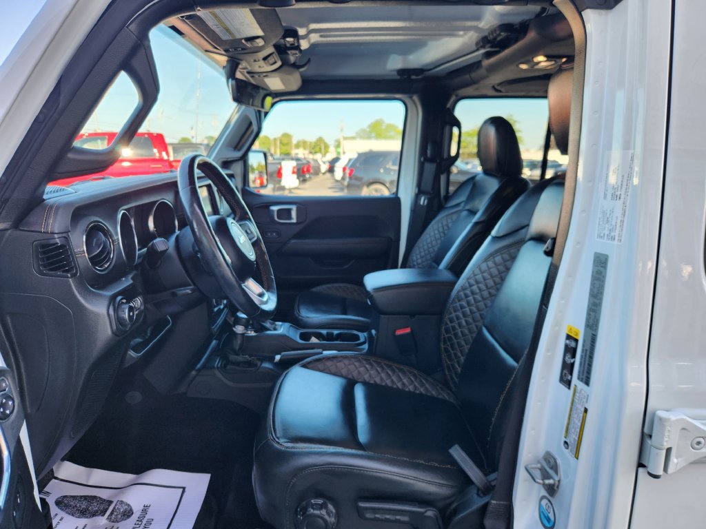 Used 2021 Jeep Wrangler Unlimited Sahara AWD/4WD image 22