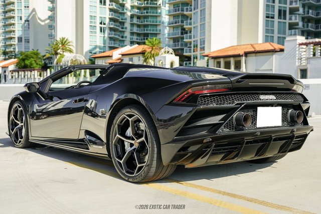 Used 2020 Lamborghini Huracan EVO AWD/4WD image 6